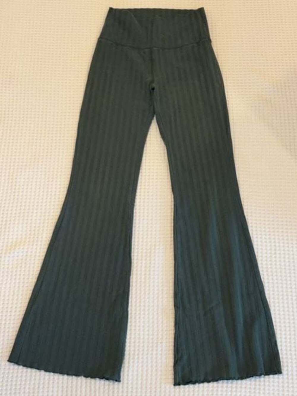 OFFLINE by Aerie OG Original Flare Leggings Size M
